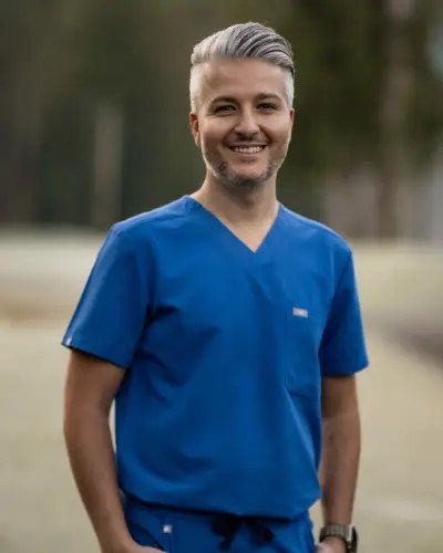 Dr. Payam Eslami